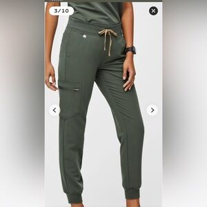 FIGS Zamora Jogger Scrub Pants